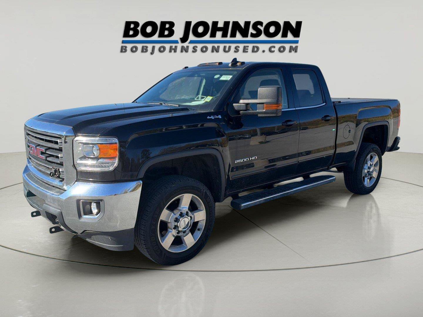 Used 2017 GMC Sierra 2500 SLE w/ HD SLE Preferred Plus Package AWD/4WD image 5
