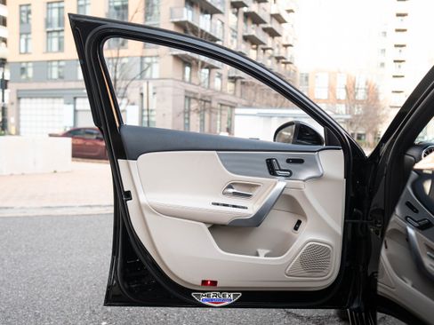 Used 2019 Mercedes-Benz A 220 image 36