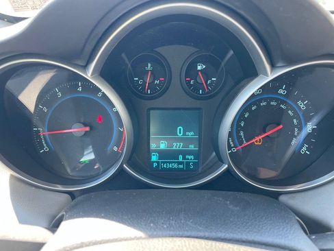 Used 2012 Chevrolet Cruze LT FWD image 16
