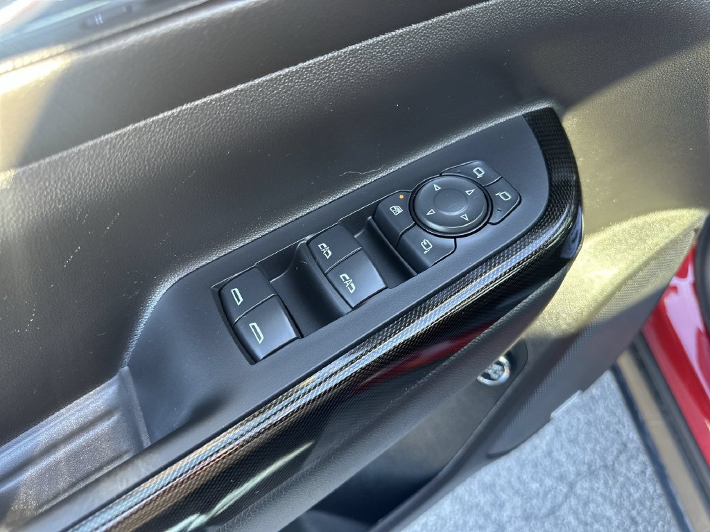 Used 2023 GMC Acadia AT4 w/ Preferred Package AWD/4WD image 24