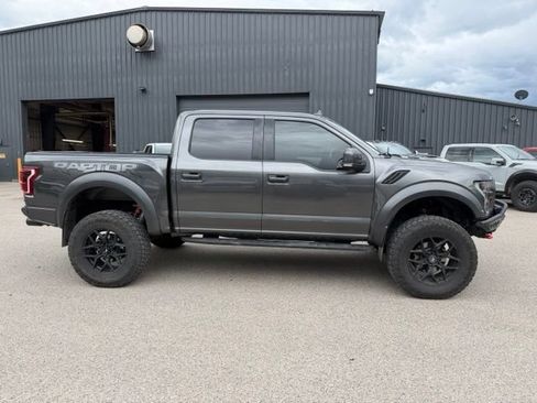 Used 2019 Ford F150 Raptor w/ Equipment Group 802A Luxury AWD/4WD image 9