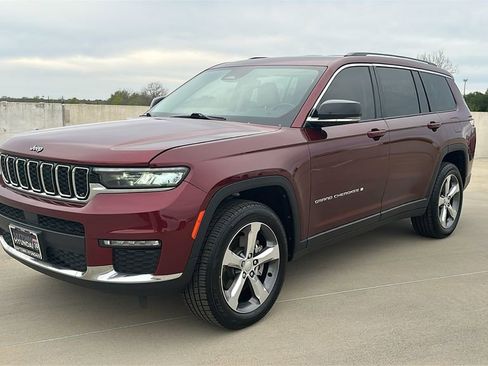 Used 2021 Jeep Grand Cherokee L Limited image 8