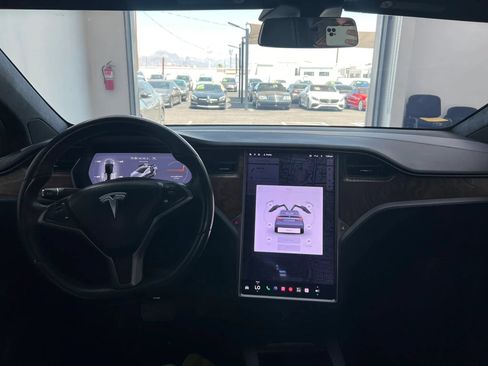 Used 2019 Tesla Model X Long Range AWD/4WD image 16