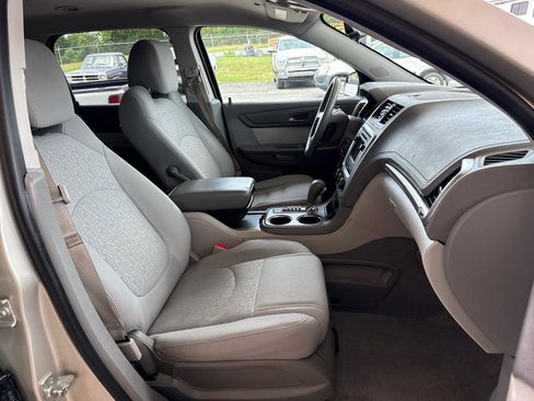 Used 2014 GMC Acadia SLE FWD image 12