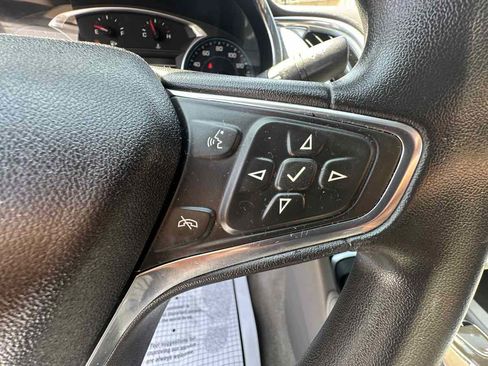 Used 2016 Chevrolet Malibu LT FWD image 16