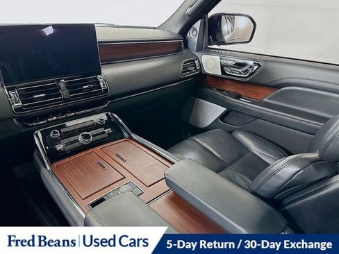 Certified 2022 Lincoln Navigator L Reserve image 27