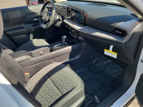 New 2026 Nissan Kicks SV w/ SV Premium Package image 11