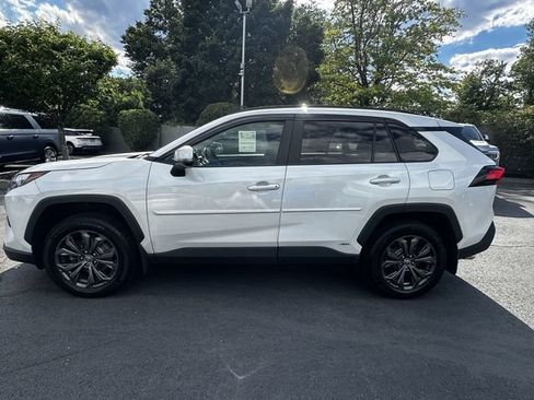 Used 2024 Toyota RAV4 XLE Premium w/ Weather Package AWD/4WD image 8