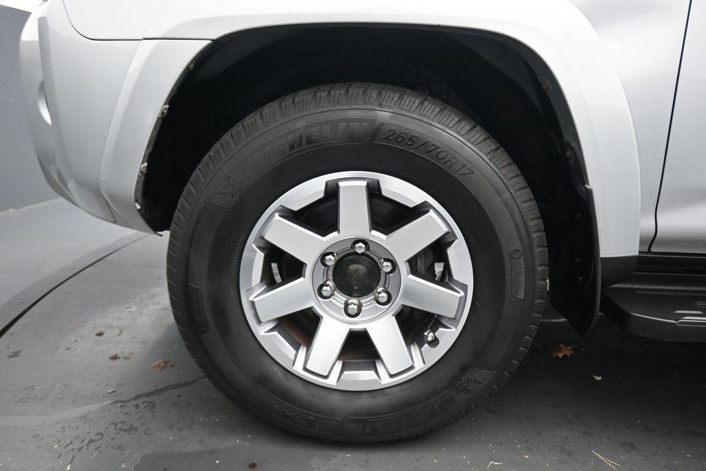 Used 2015 Toyota 4Runner Trail Premium AWD/4WD image 49
