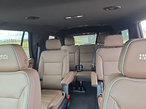 Used 2023 Chevrolet Tahoe High Country image 22