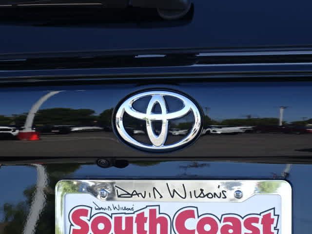 Used 2025 Toyota RAV4 XLE w/ Convenience Package FWD image 9