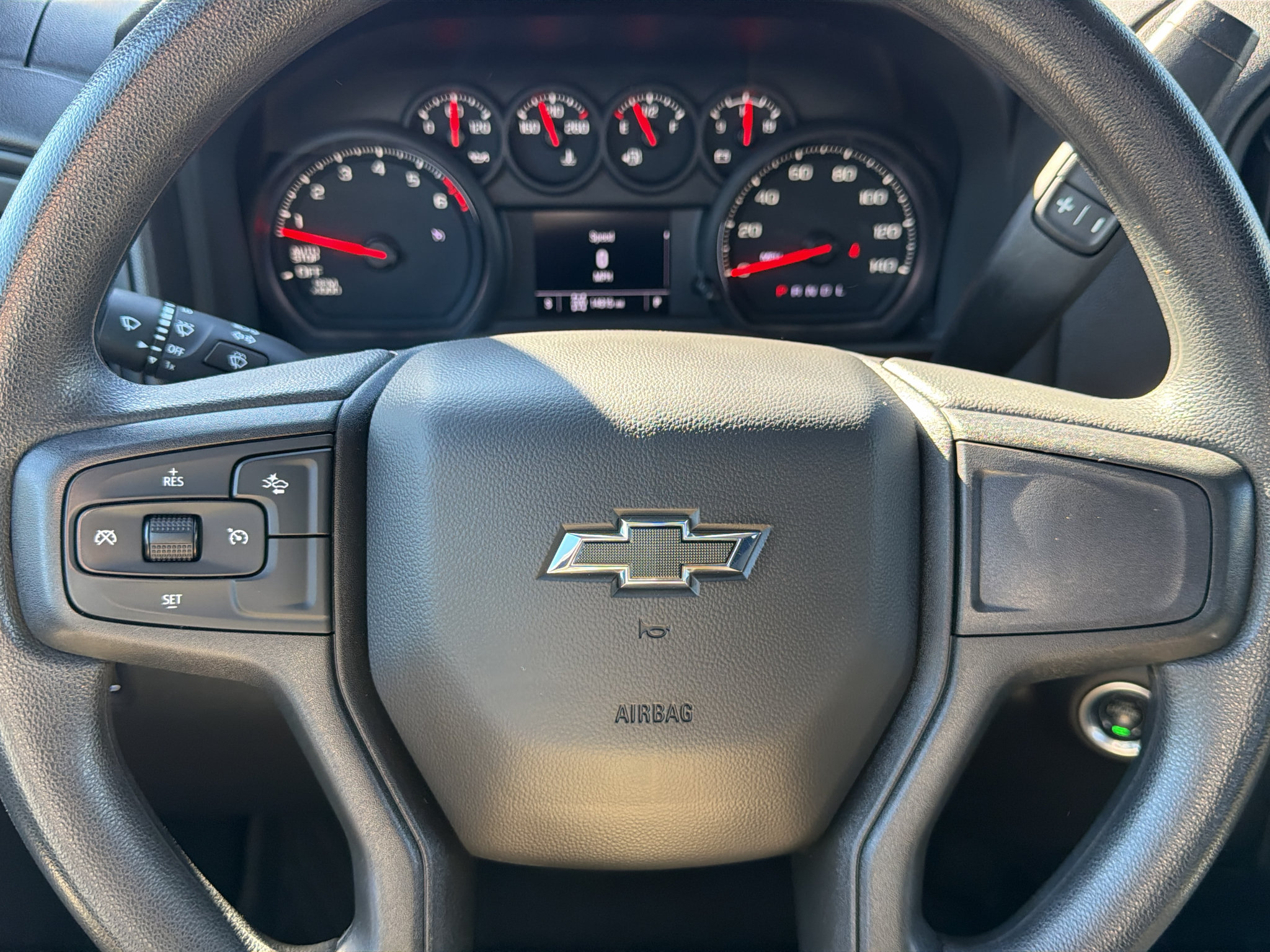 Used 2025 Chevrolet Silverado 1500 Custom Trail Boss w/ Dark Appearance Package AWD/4WD image 25