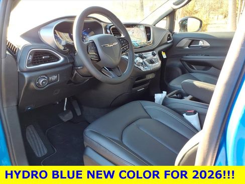 New 2026 Chrysler Pacifica Select image 14
