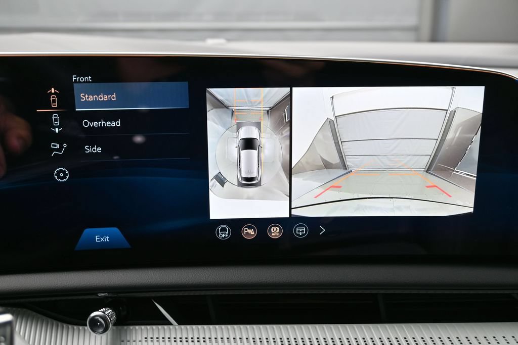 New 2027 Cadillac Optiq Premium Sport w/ LPO, Floor Liner Package AWD/4WD image 22