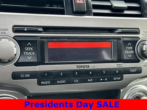 Used 2011 Toyota 4Runner SR5 image 19