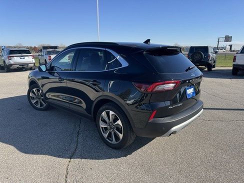 Certified 2025 Ford Escape Platinum w/ Premium Technology Package image 6