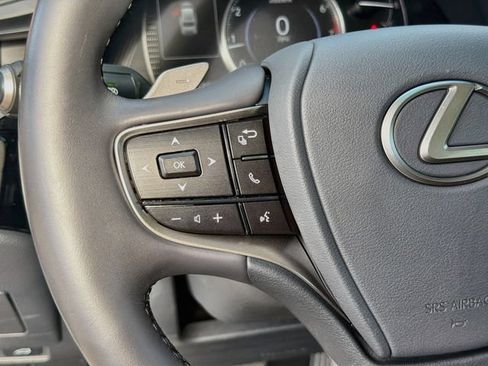 Used 2025 Lexus ES 350 w/ Premium Package FWD image 37