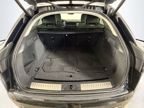 Used 2024 Land Rover Range Rover Velar S image 35