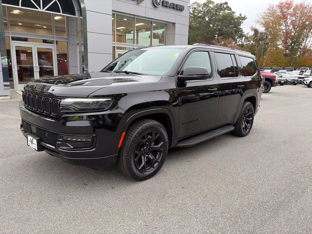 Used 2023 Jeep Wagoneer Series II AWD/4WD image 2