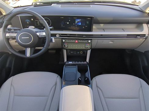 New 2026 Hyundai Tucson Limited image 18