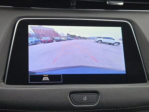 Used 2023 Cadillac XT4 Premium Luxury image 29