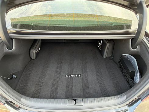 Used 2026 Genesis G70 2.5T RWD image 18