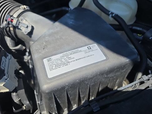 Used 2021 GMC Yukon Denali RWD image 12