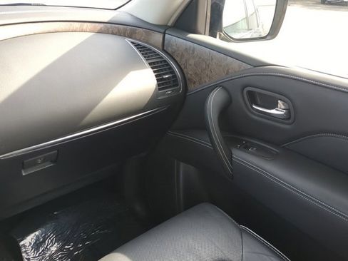 Used 2024 INFINITI QX80 Premium Select w/ Cargo Package image 16