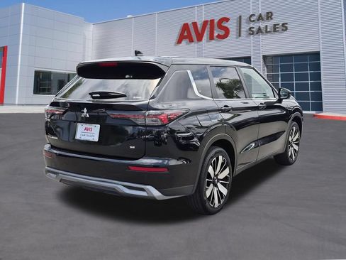 Used 2025 Mitsubishi Outlander SE AWD/4WD image 6