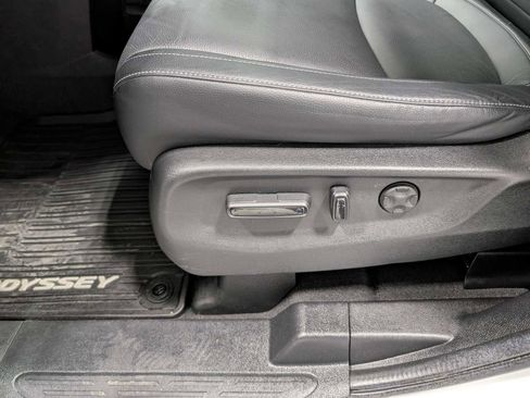 Used 2024 Honda Odyssey EX-L image 40