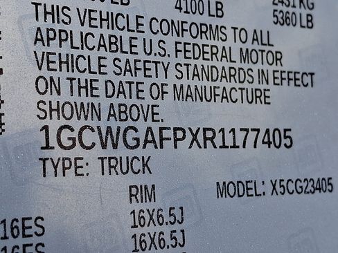 Used 2024 Chevrolet Express 2500 w/ Driver Convenience Package image 27