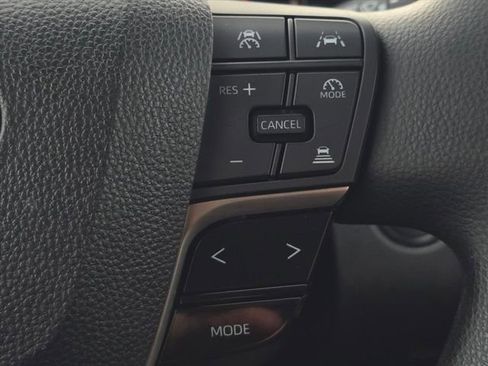 Used 2025 Toyota Camry LE image 29