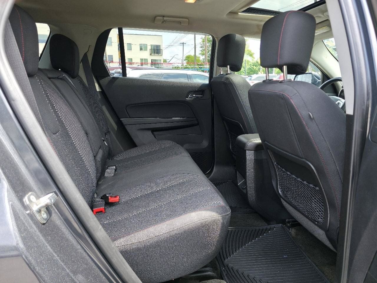 Used 2017 GMC Terrain SLE w/ Technology Package FWD image 17
