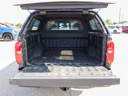Used 2018 Chevrolet Colorado LT w/ Redline Special Edition AWD/4WD image 5
