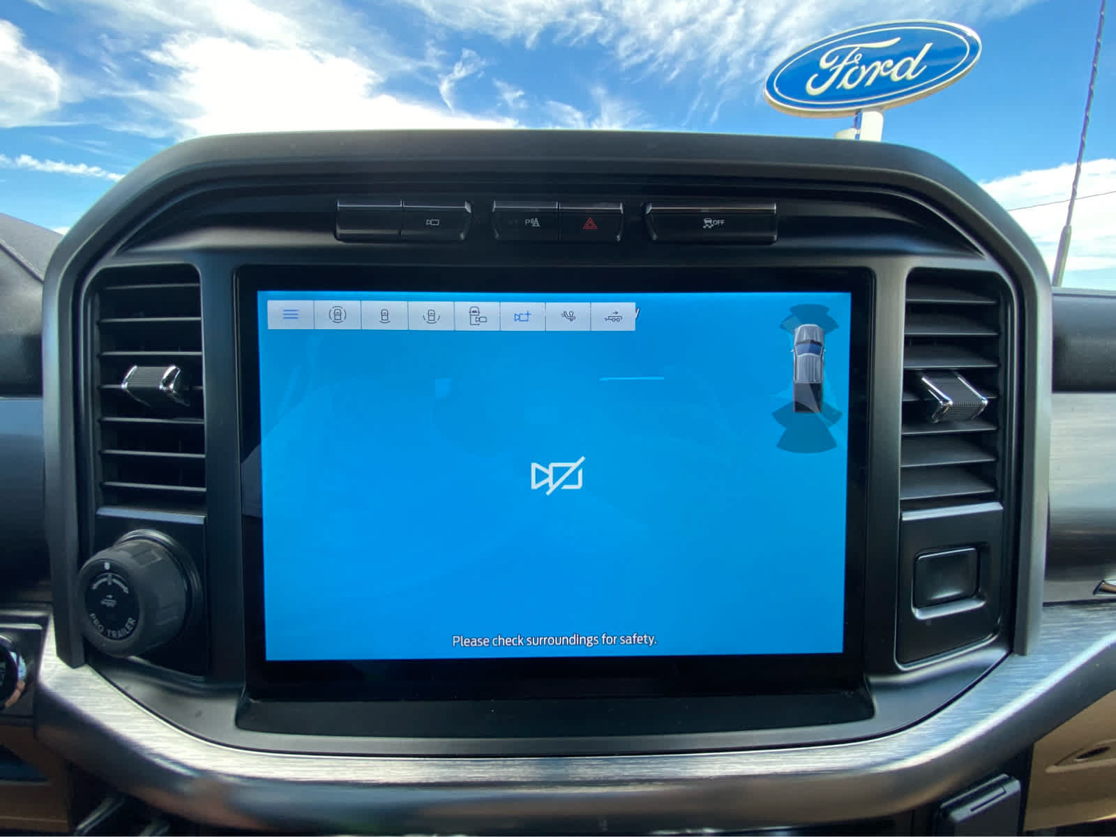 Used 2022 Ford F150 Lariat AWD/4WD image 40