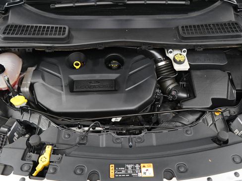 Used 2019 Ford Escape Titanium AWD/4WD image 32