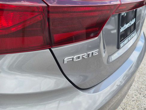 Certified 2024 Kia Forte LXS FWD image 11