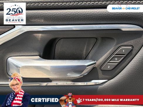 Used 2025 RAM 1500 Laramie AWD/4WD image 32