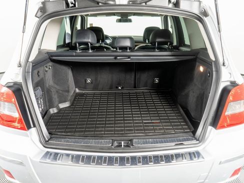 Used 2011 Mercedes-Benz GLK 350 4MATIC image 29