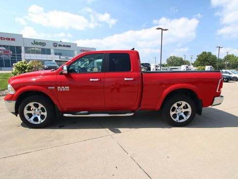 Used 2018 RAM 1500 Laramie AWD/4WD image 16