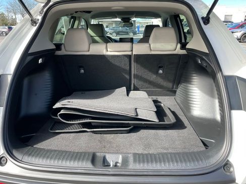 Certified 2025 Honda HR-V LX image 40