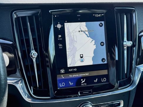 Used 2018 Volvo S90 T6 Momentum w/ Convenience Package AWD/4WD image 18