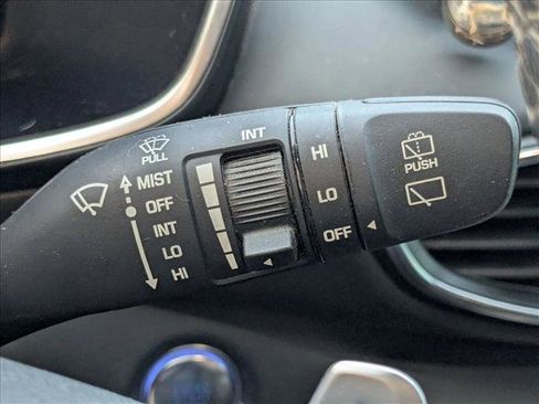 Used 2023 Hyundai Santa Fe SEL Premium AWD/4WD image 7