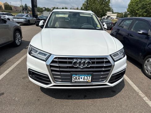 Used 2018 Audi Q5 Prestige w/ Prestige Package AWD/4WD image 3