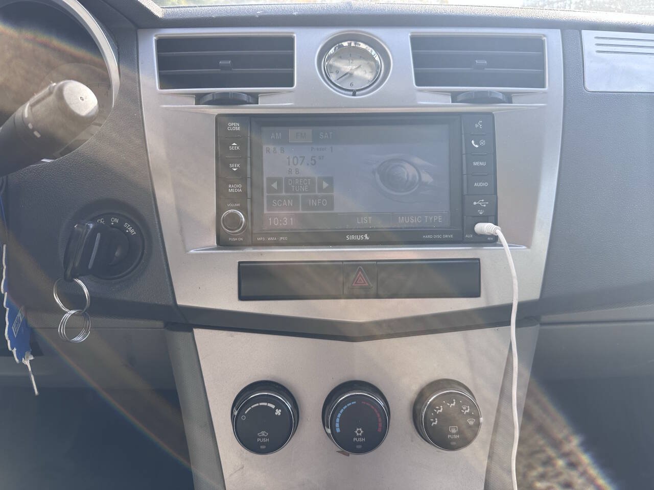 Used 2008 Chrysler Sebring Touring FWD image 19