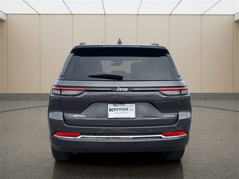 Certified 2025 Jeep Grand Cherokee Laredo X w/ Luxury Tech Group I image 4