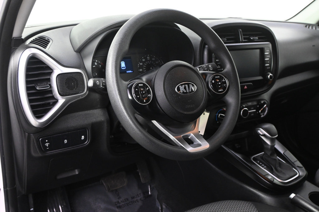 Used 2021 Kia Soul LX FWD image 12