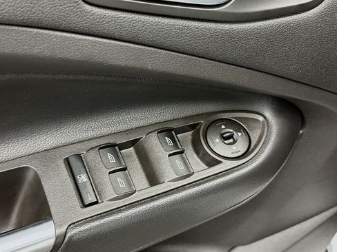 Used 2018 Ford Escape SE image 15