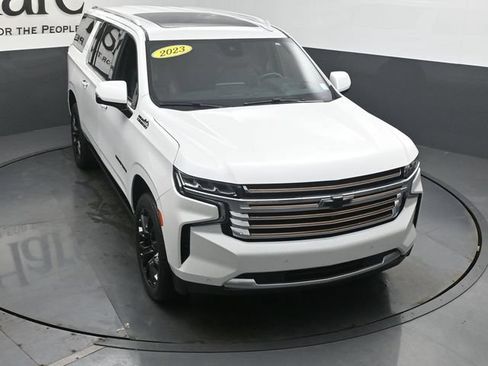 Used 2023 Chevrolet Suburban High Country AWD/4WD image 51
