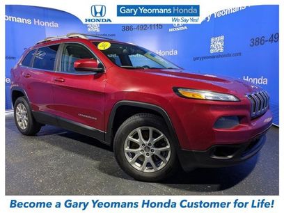 Used 2017 Jeep Cherokee Latitude w/ Comfort/Convenience Group